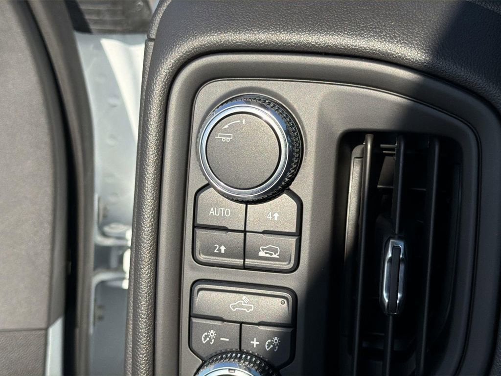 2025 GMC Sierra 1500 Pro - Photo 14