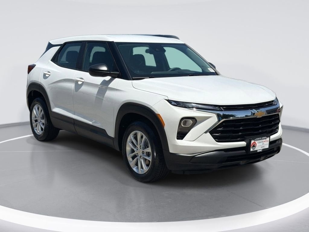 2025 Chevrolet Trailblazer LS's photo