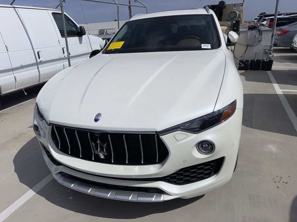2018 Maserati Levante S GranLusso's photo
