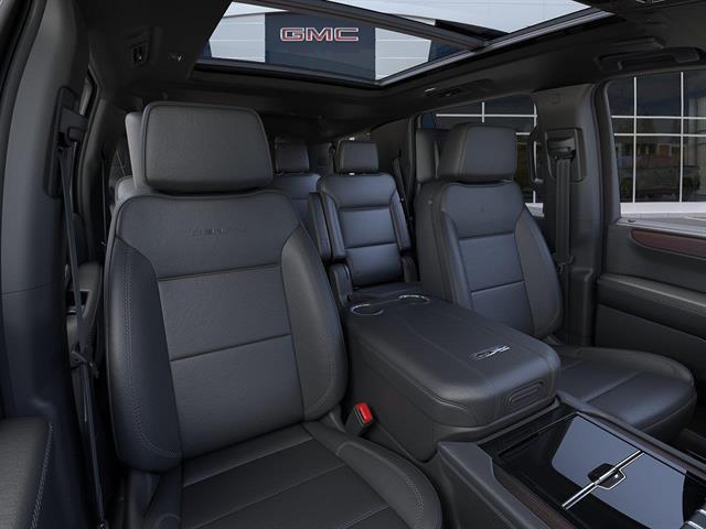 2026 GMC Yukon Denali - Photo 16