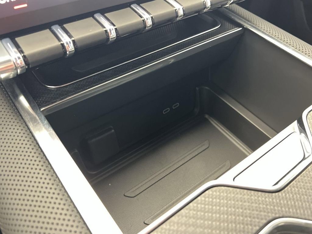 2026 GMC Sierra EV Elevation - Photo 21