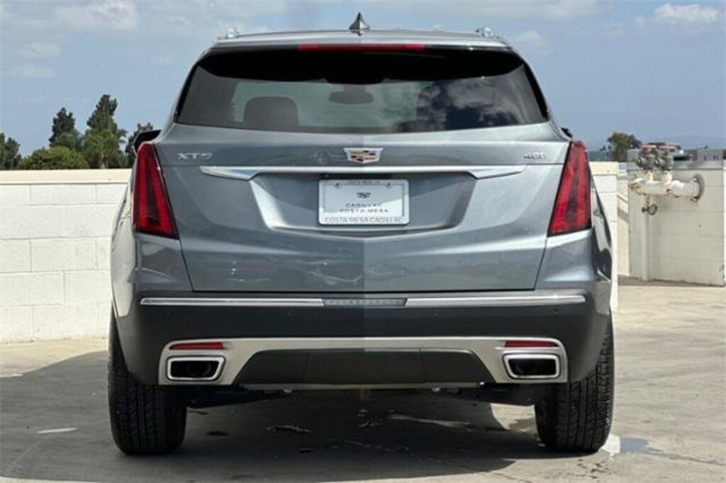 Used 2022 CADILLAC XT5 For Sale at Costa Mesa GMC VIN 1GYKNCRS7NZ107026