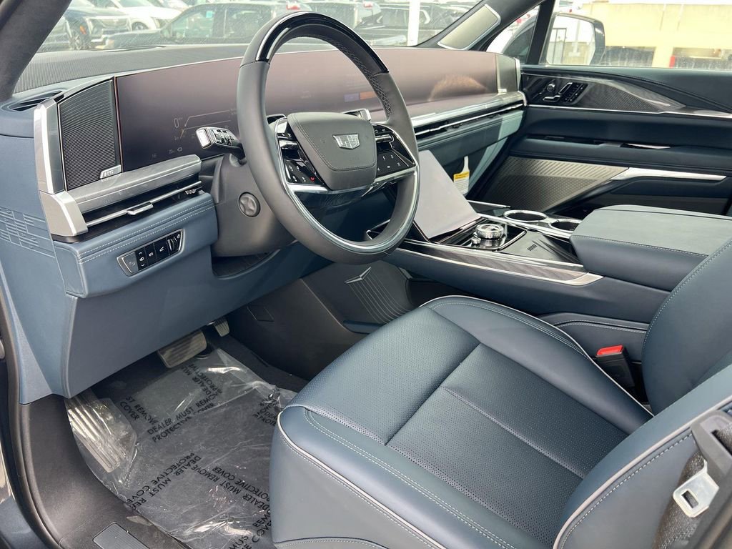 2025 Cadillac Escalade IQ Luxury 2 - Photo 9