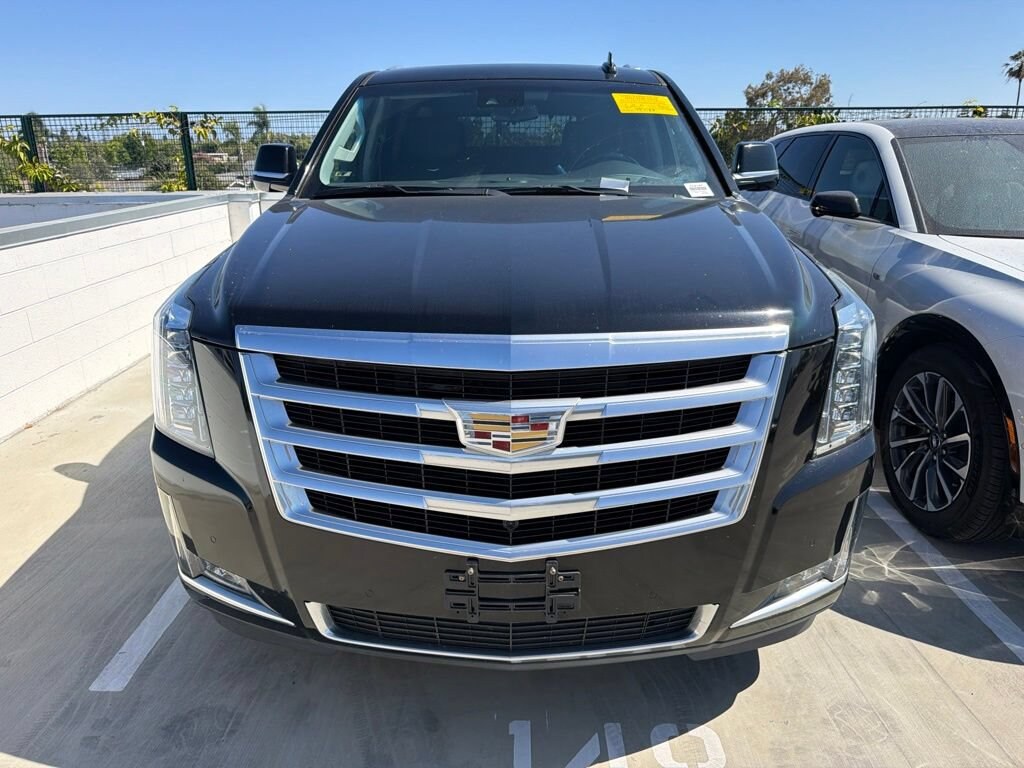 Used 2018 CADILLAC Escalade Luxury SUV