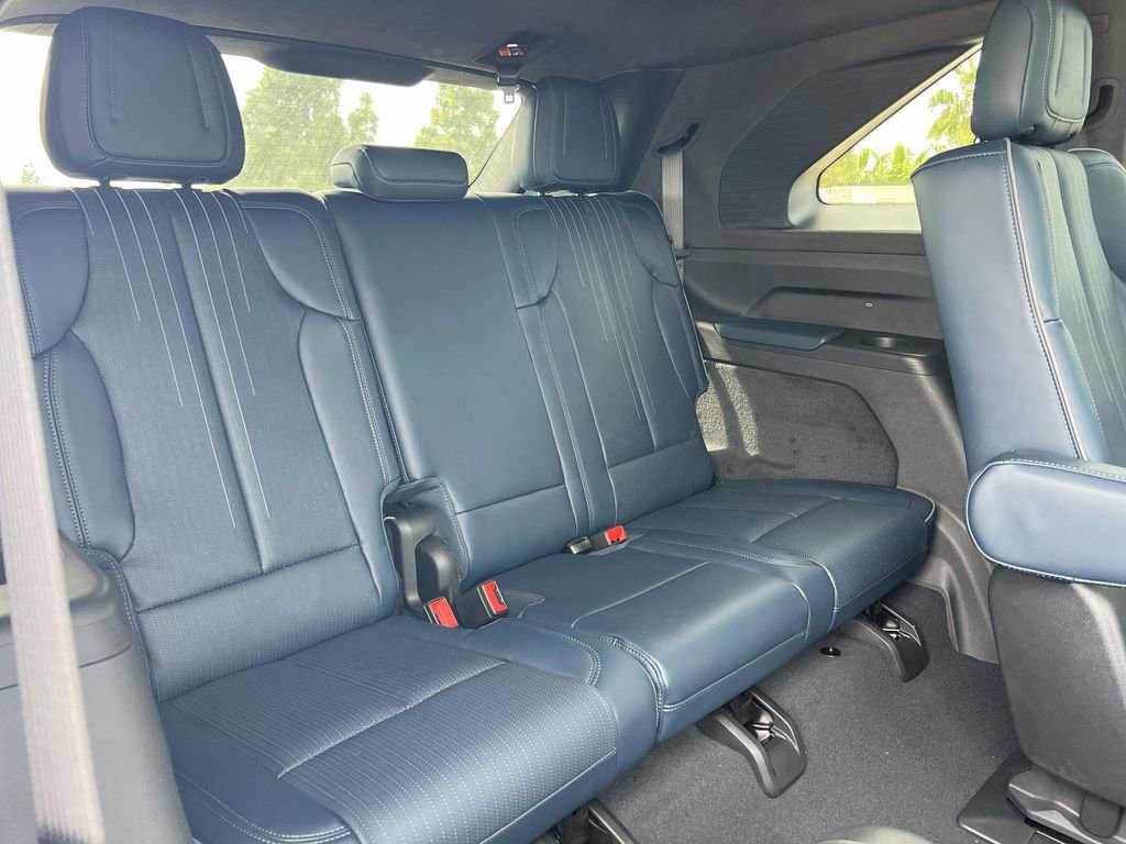 2025 Cadillac Escalade IQ Luxury 2 - Photo 34