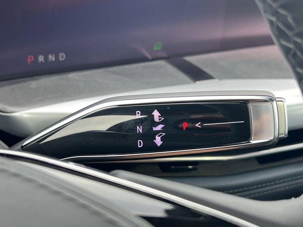 2025 Cadillac Escalade IQ Luxury 2 - Photo 16