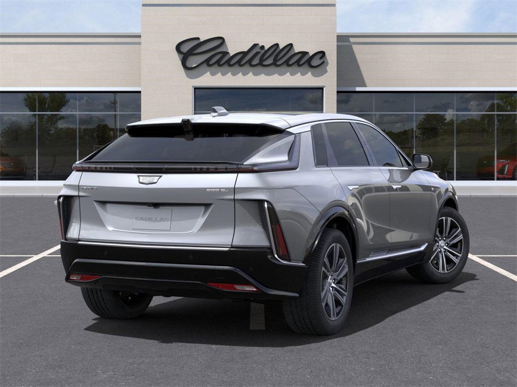 2025 Cadillac Lyriq Luxury photo 4