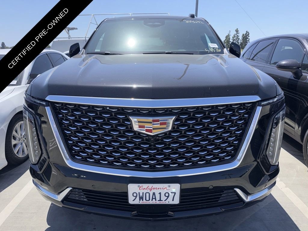 2026 Cadillac Escalade Luxury 2WD's photo