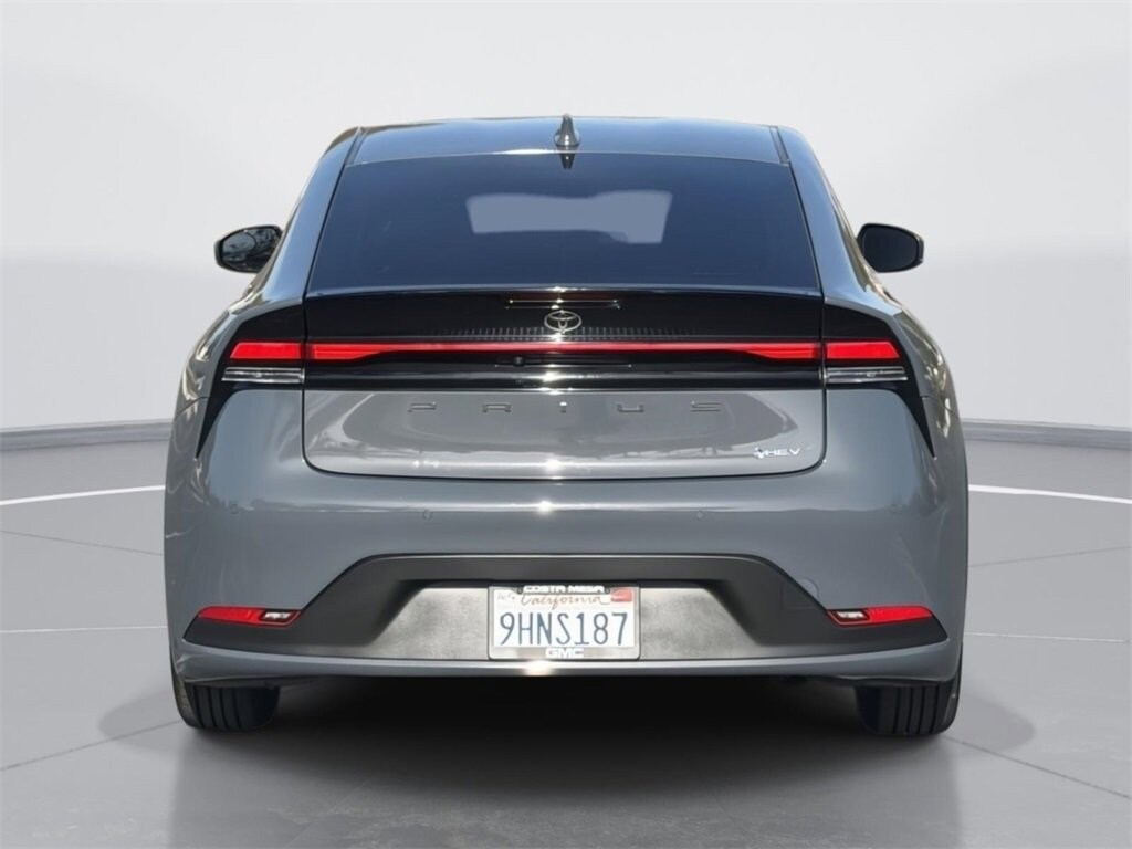 Used 2023 Toyota Prius LE