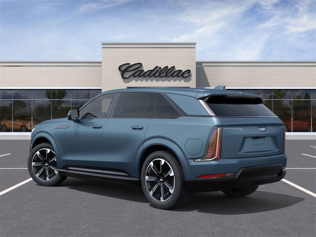 2025 Cadillac Escalade IQ Sport photo 3