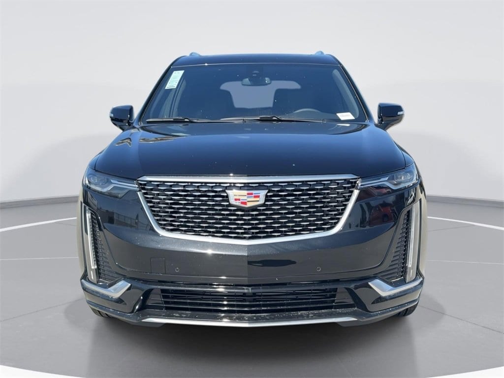 New 2025 CADILLAC XT6 Luxury SUV
