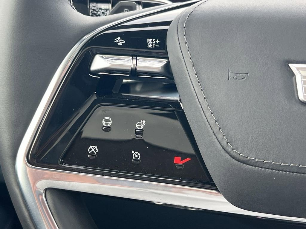 2025 Cadillac Escalade IQ Luxury 2 - Photo 13