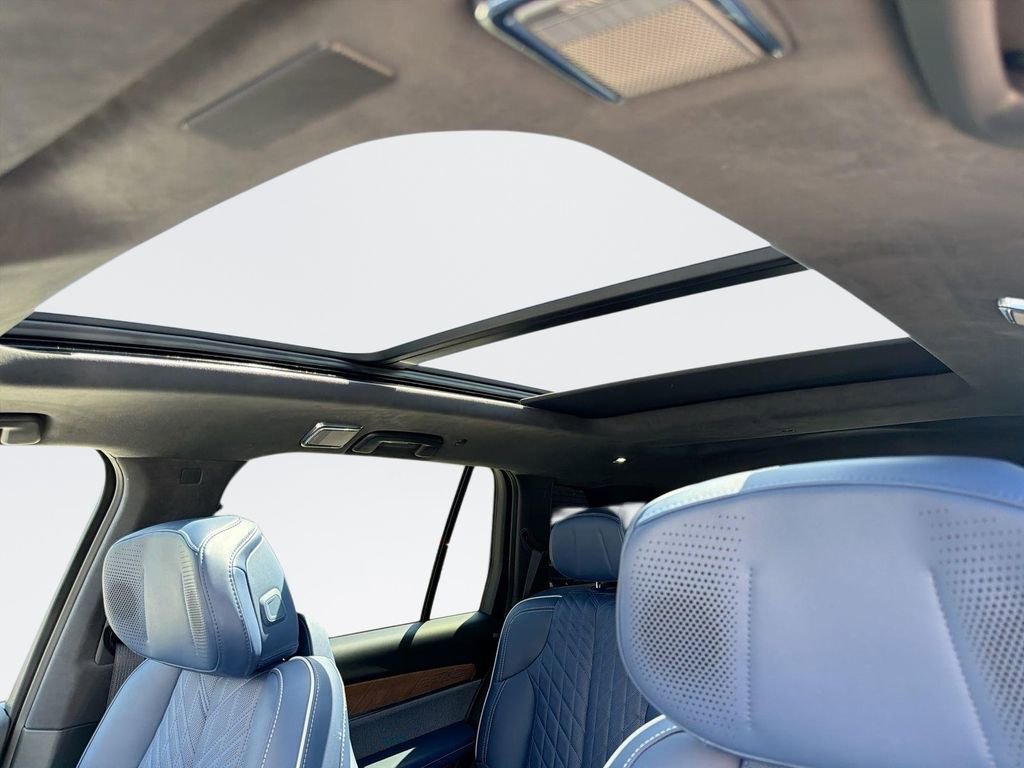 2026 Cadillac VISTIQ Premium Luxury - Photo 6