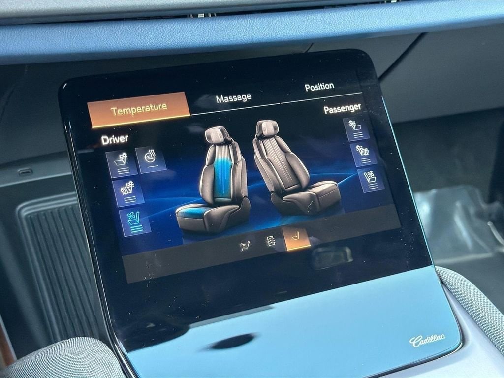 2026 Cadillac VISTIQ Premium Luxury - Photo 18