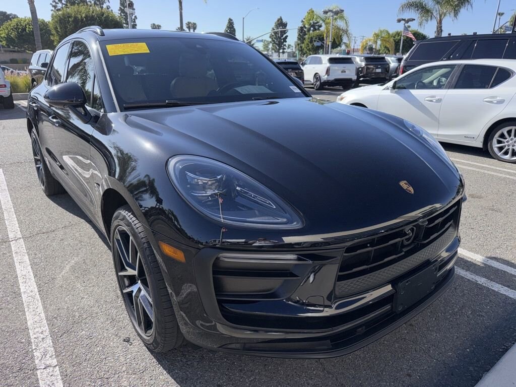 Used 2023 Porsche Macan T