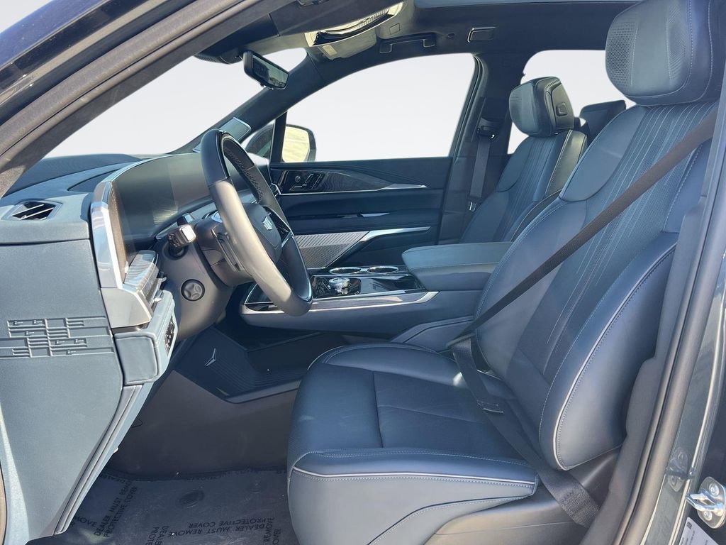 2025 Cadillac Escalade IQ Luxury 2 - Photo 25