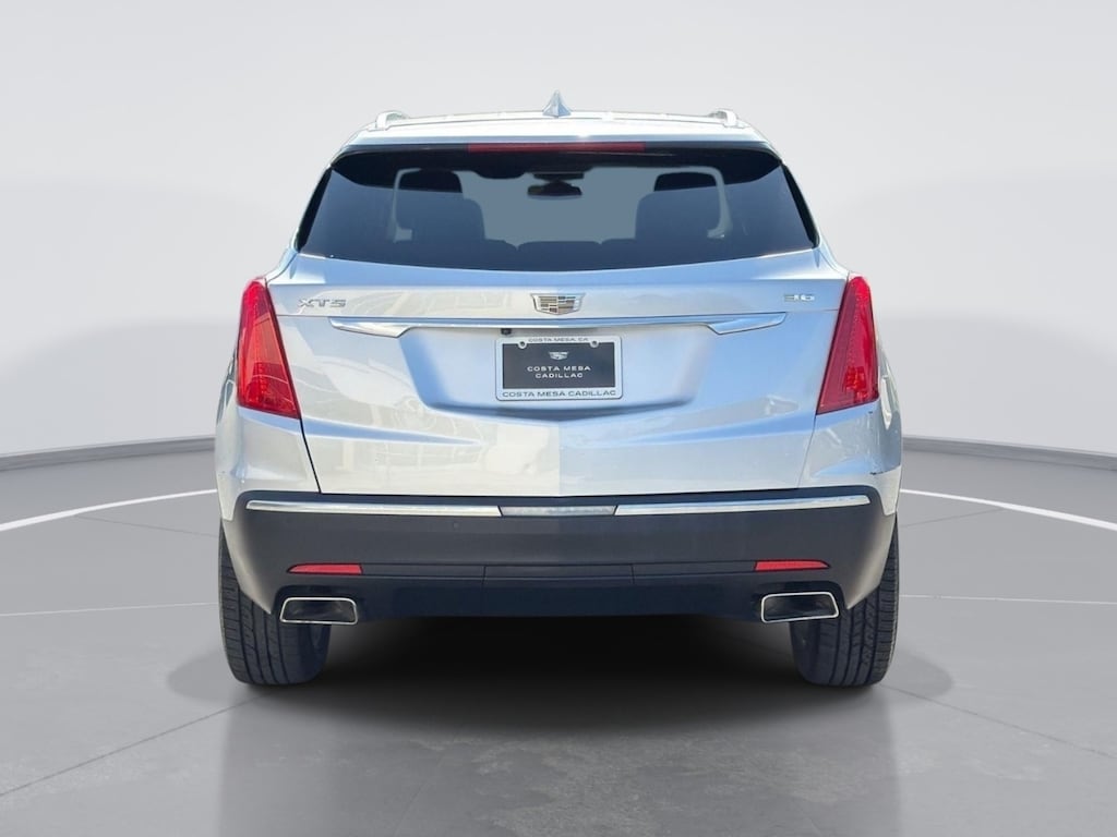 Used 2019 CADILLAC XT5 Premium Luxury FWD SUV