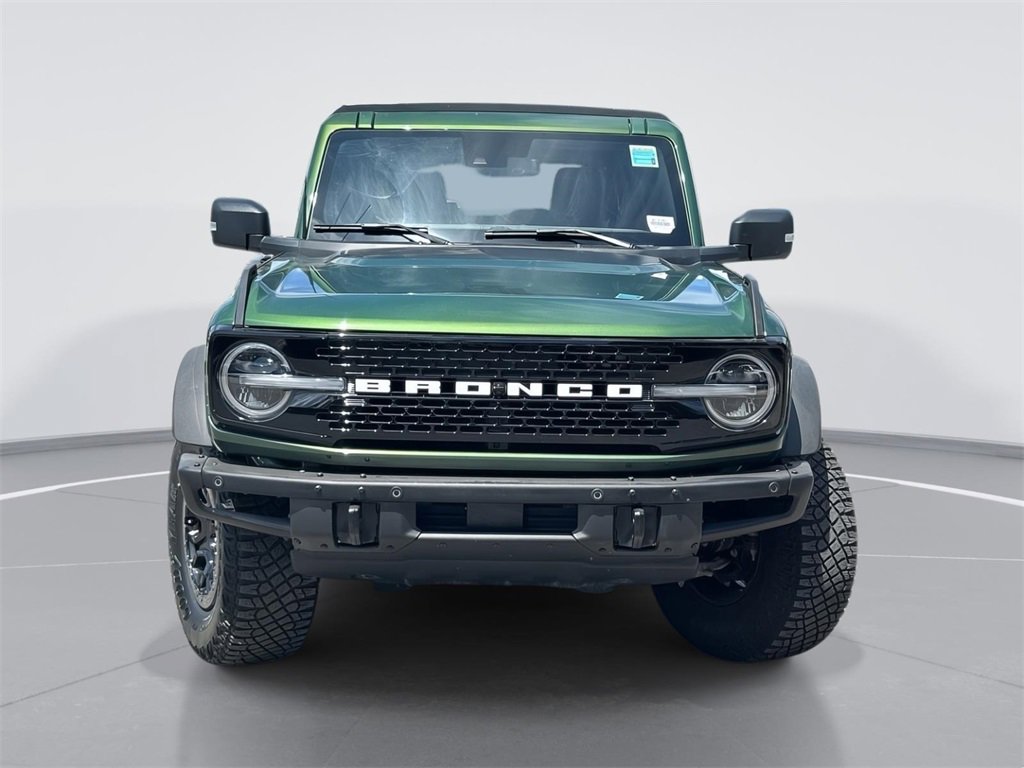 2024 Ford Bronco Wildtrak photo 2