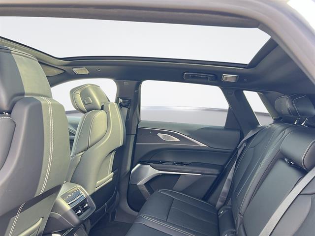 2026 Cadillac LYRIQ V - Photo 29