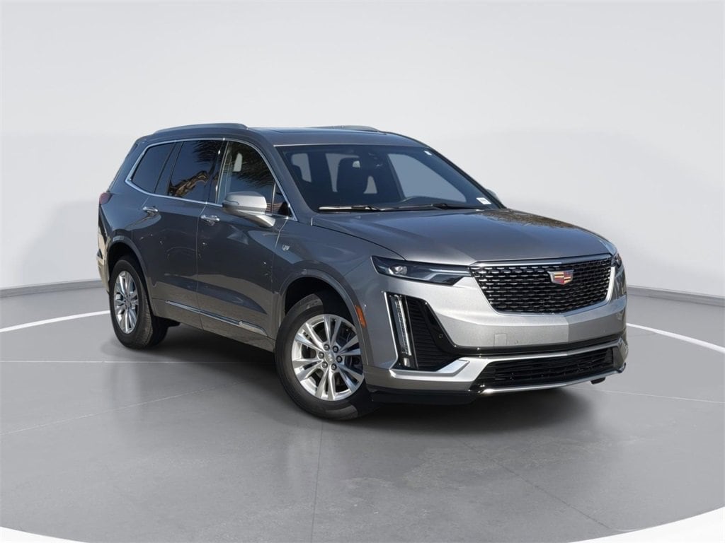 2025 Cadillac XT6 Luxury's photo