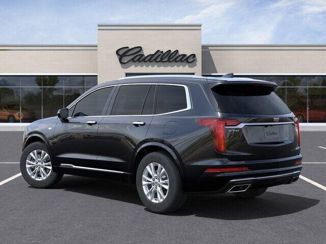 2025 Cadillac XT6 Luxury photo 3