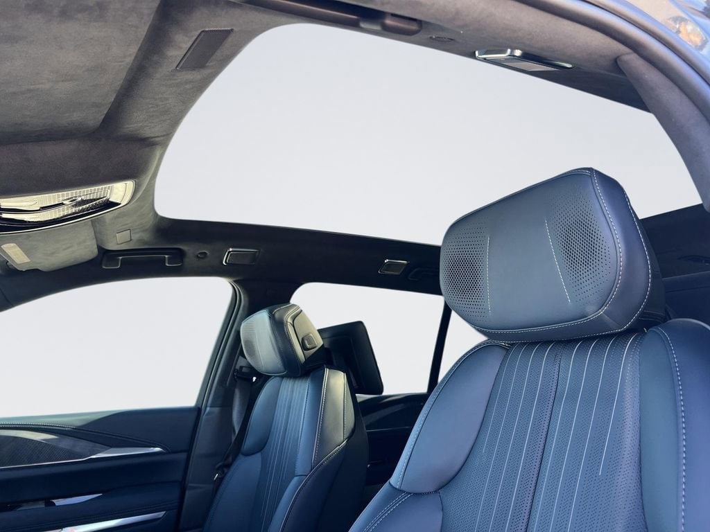 2025 Cadillac Escalade IQ Sport 2 - Photo 26