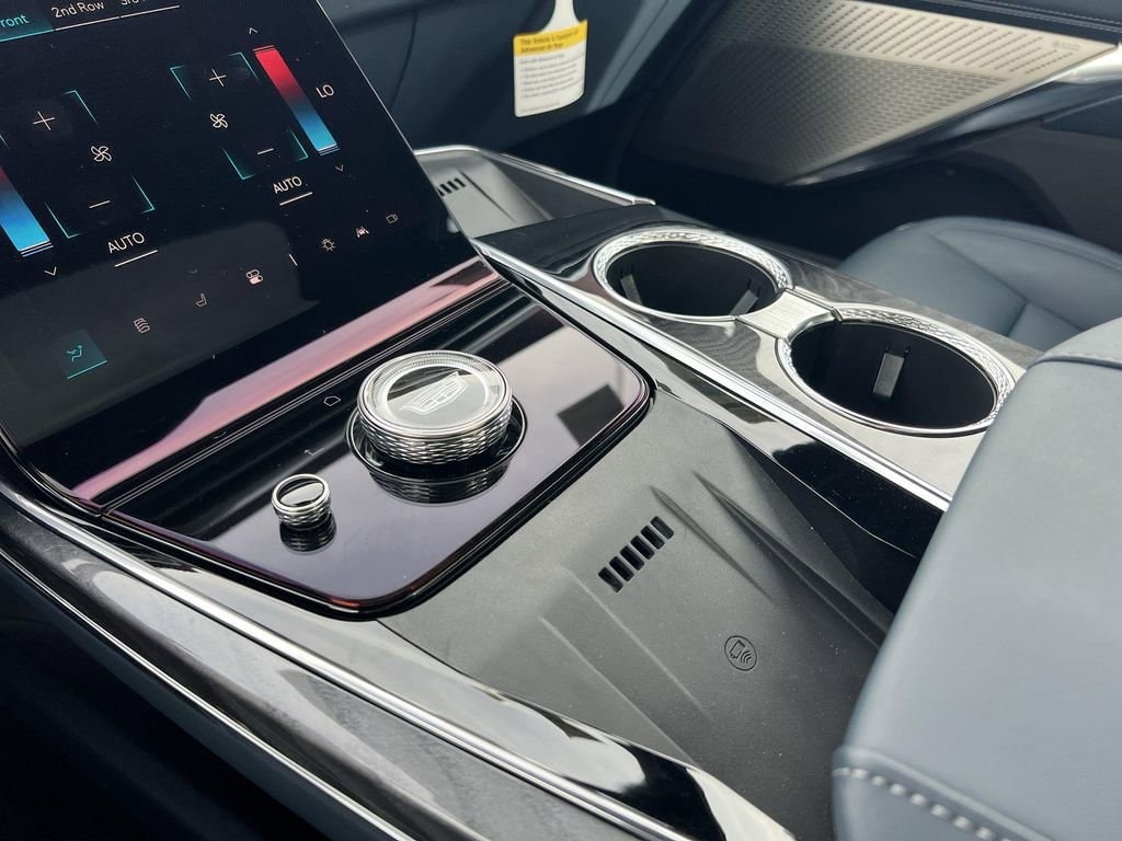 2025 Cadillac Escalade IQ Luxury 2 - Photo 22