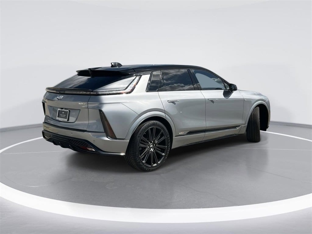 New 2026 CADILLAC LYRIQ V-Series SUV