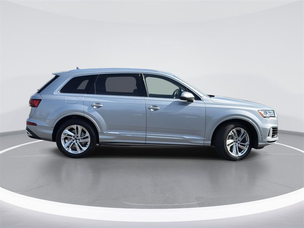 Used 2023 Audi Q7 Premium Plus