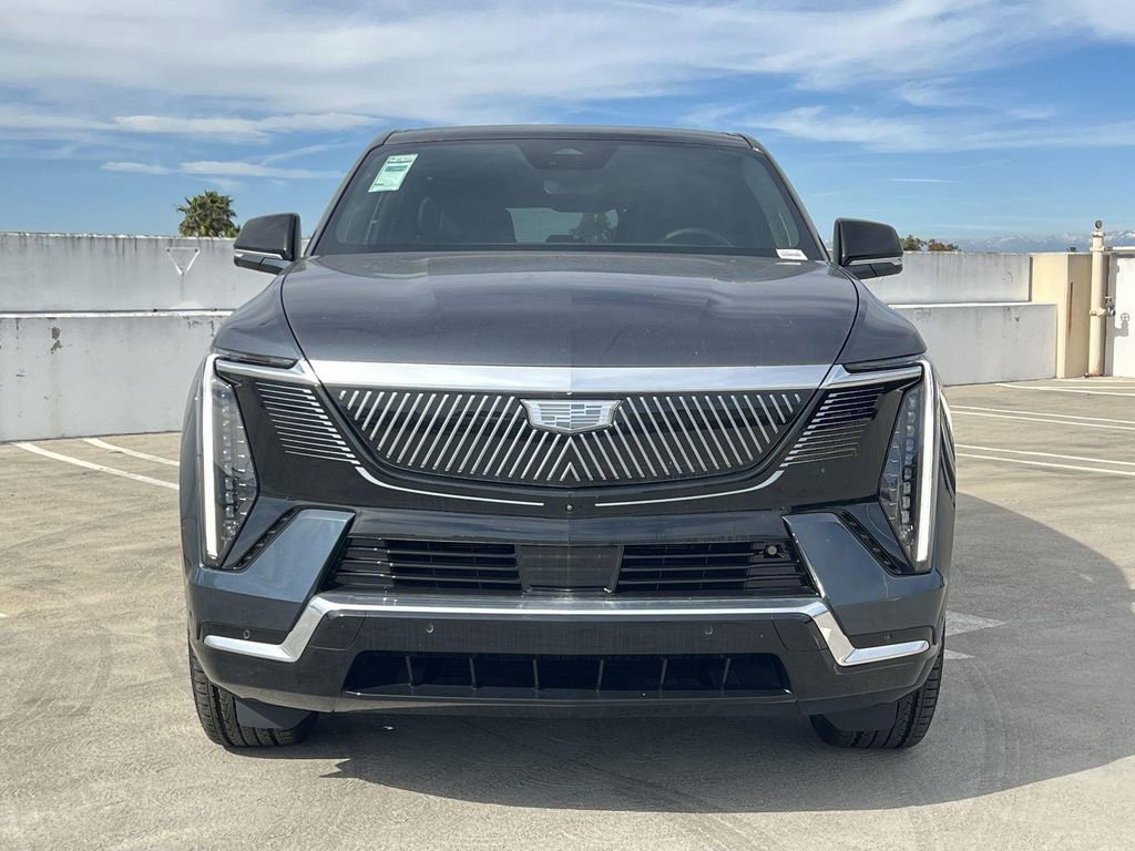 2025 Cadillac Escalade IQ Luxury 2 - Photo 8