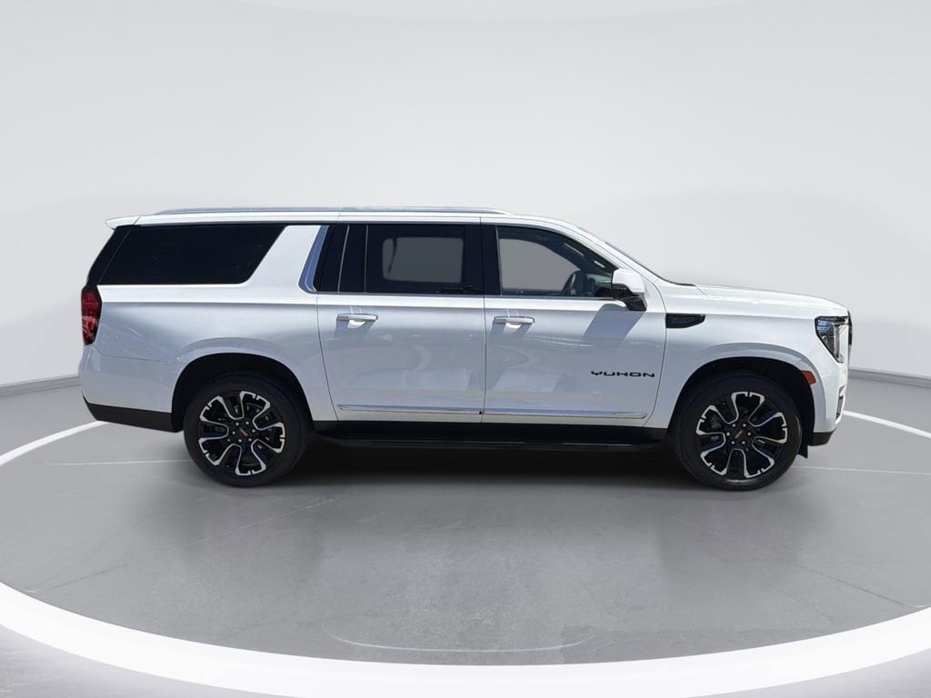 Used 2023 GMC Yukon XL SLT SUV