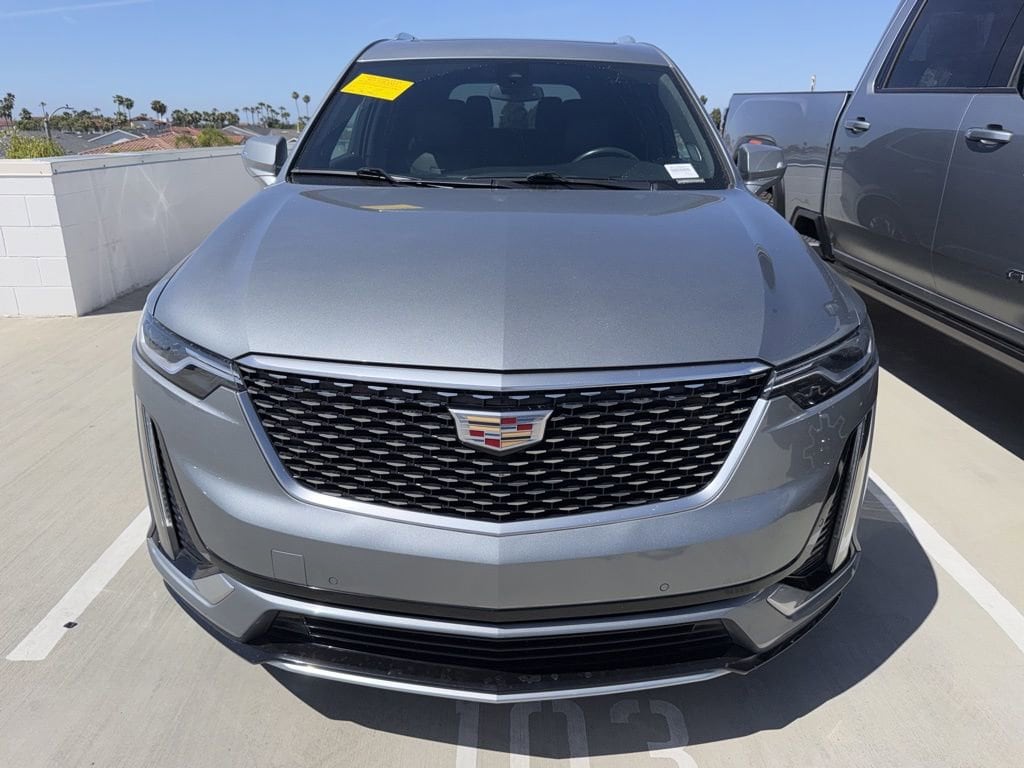 2023 Cadillac XT6 Premium Luxury