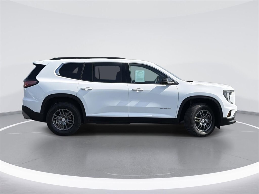 Used 2025 GMC Acadia Elevation SUV