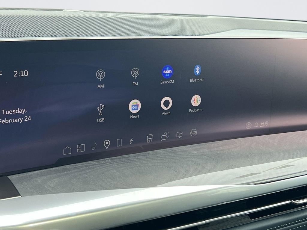 2025 Cadillac Escalade IQ Luxury 2 - Photo 18