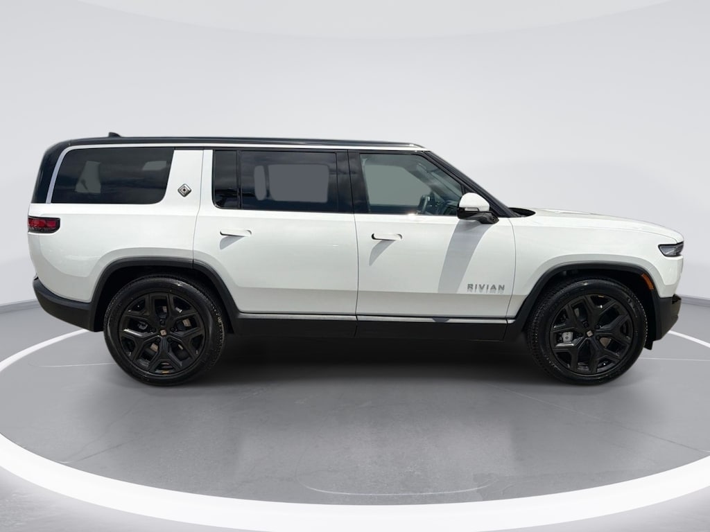 Used 2025 Rivian R1S Adventure