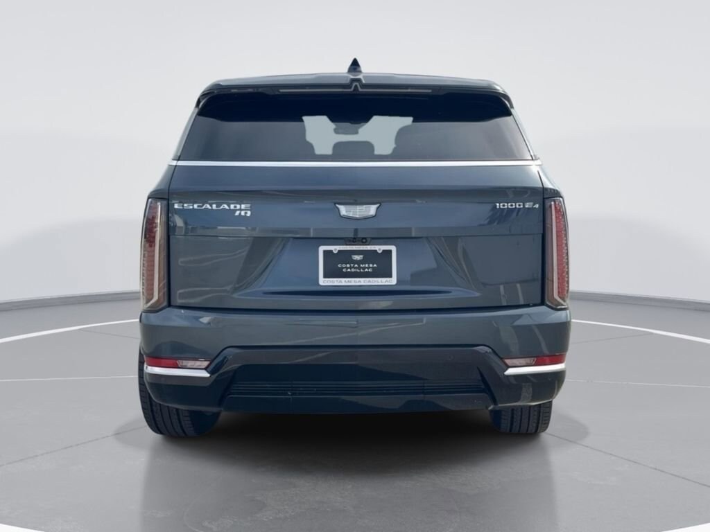 New 2025 CADILLAC ESCALADE IQ Luxury 2 SUV