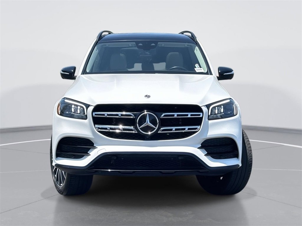 2022 Mercedes Benz GLS 450 4MATIC photo 2