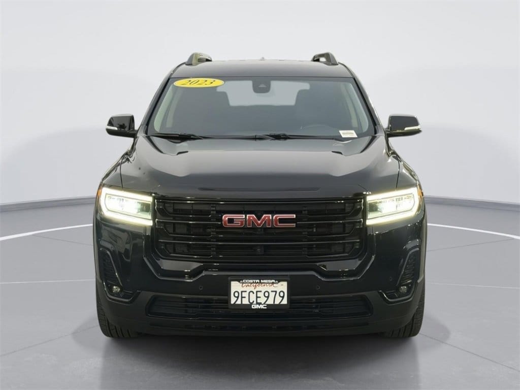 Used 2023 GMC Acadia SLT SUV