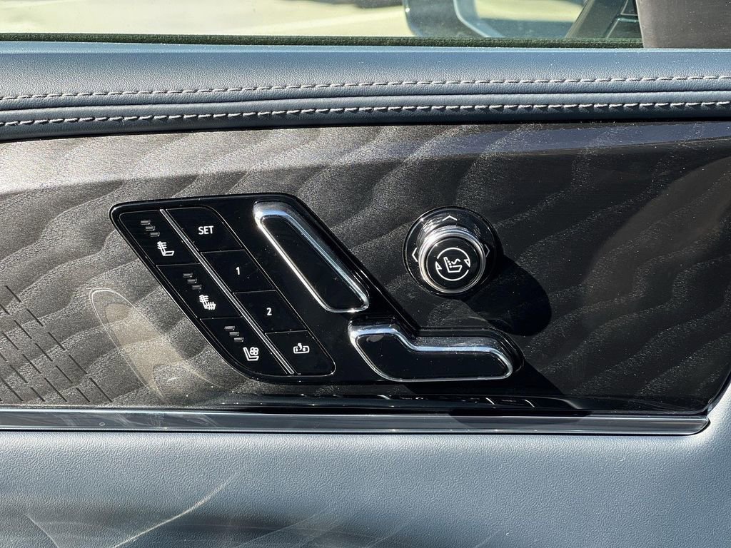 2025 Cadillac Escalade IQ Luxury 2 - Photo 22
