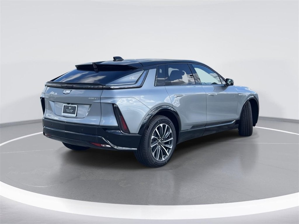 New 2025 CADILLAC LYRIQ Sport 2 SUV