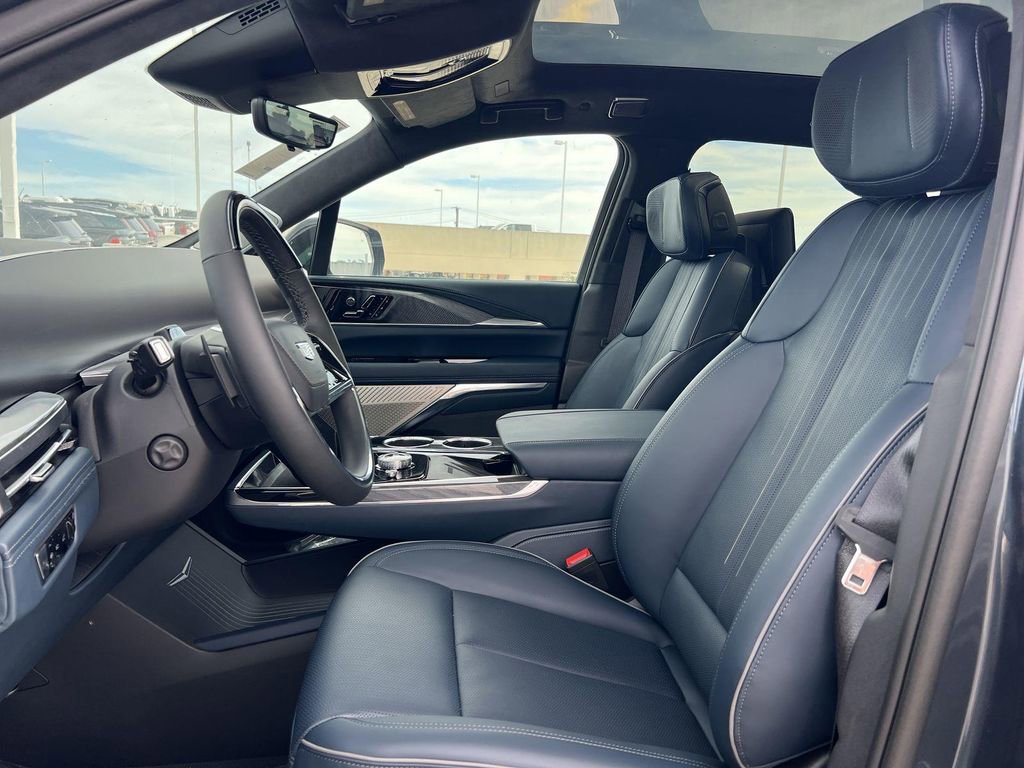 2025 Cadillac Escalade IQ Luxury 2 - Photo 25