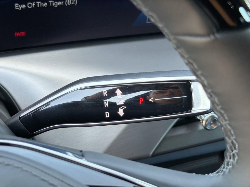 2026 Cadillac VISTIQ Premium Luxury - Photo 13