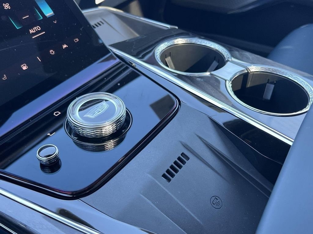 2025 Cadillac Escalade IQ Luxury 2 - Photo 21