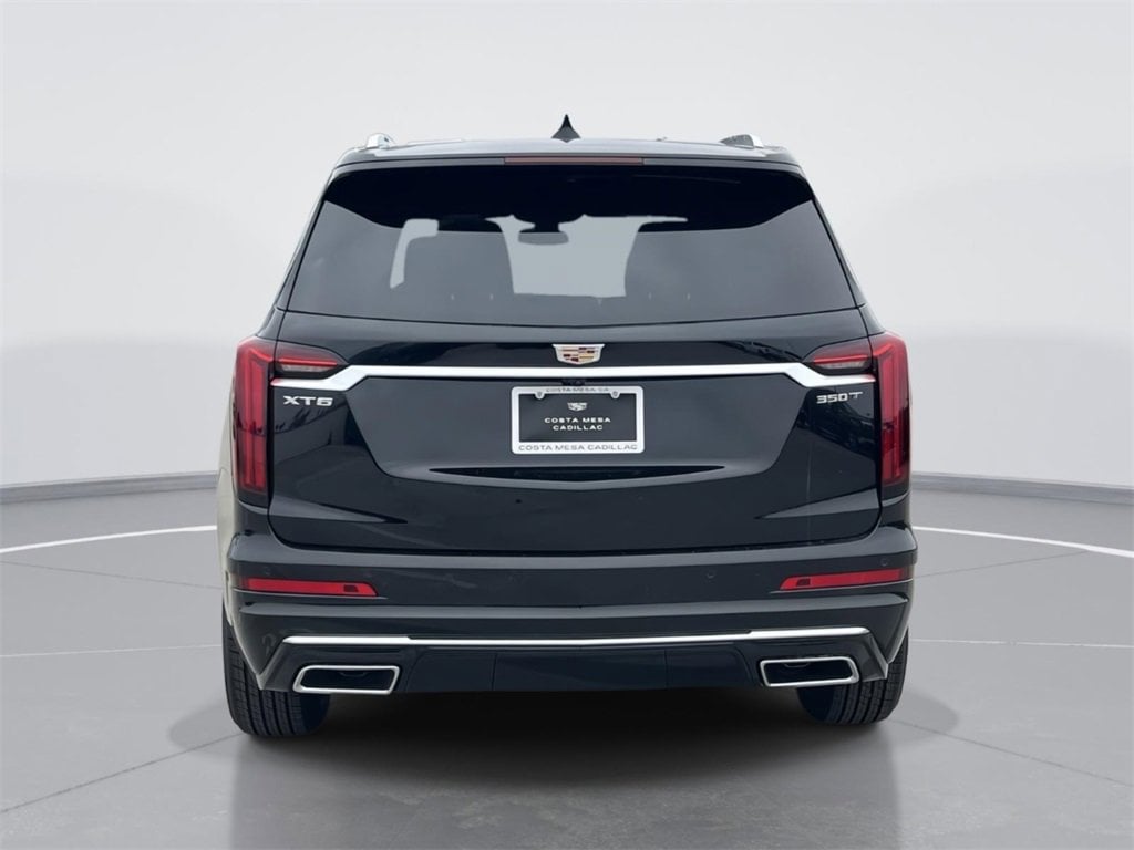 New 2025 CADILLAC XT6 Luxury SUV