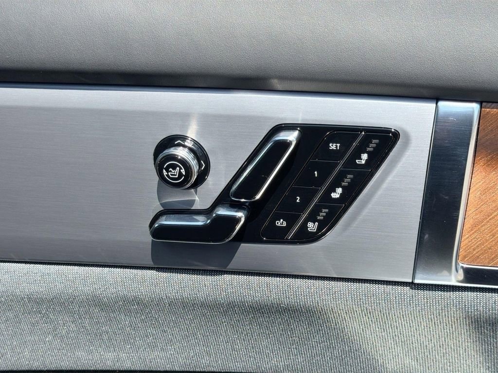 2026 Cadillac VISTIQ Premium Luxury - Photo 33