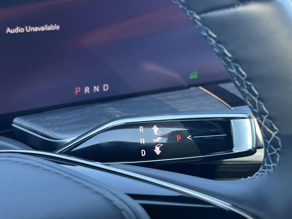 2025 Cadillac Escalade IQ Luxury 2 - Photo 16