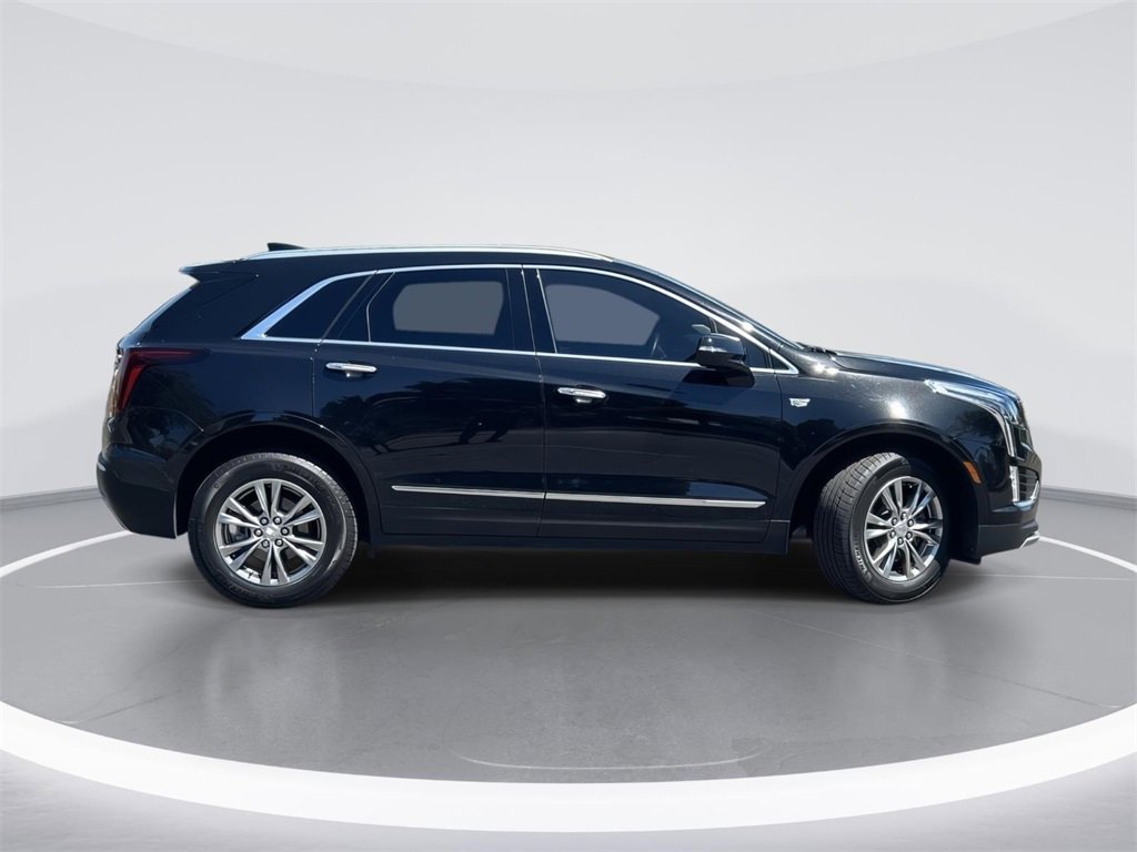 2022 Cadillac XT5 Premium Luxury photo 3