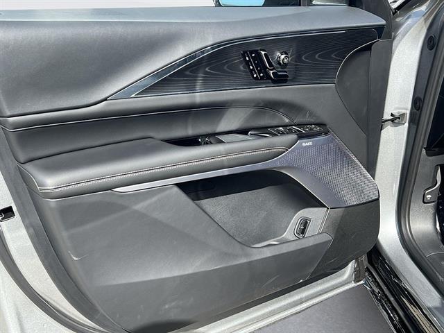 2026 Cadillac LYRIQ V - Photo 10