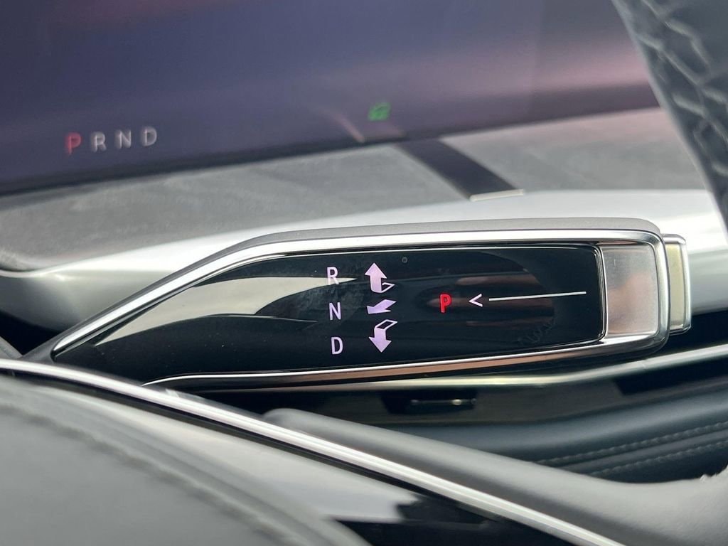 2025 Cadillac Escalade IQ Luxury 2 - Photo 16