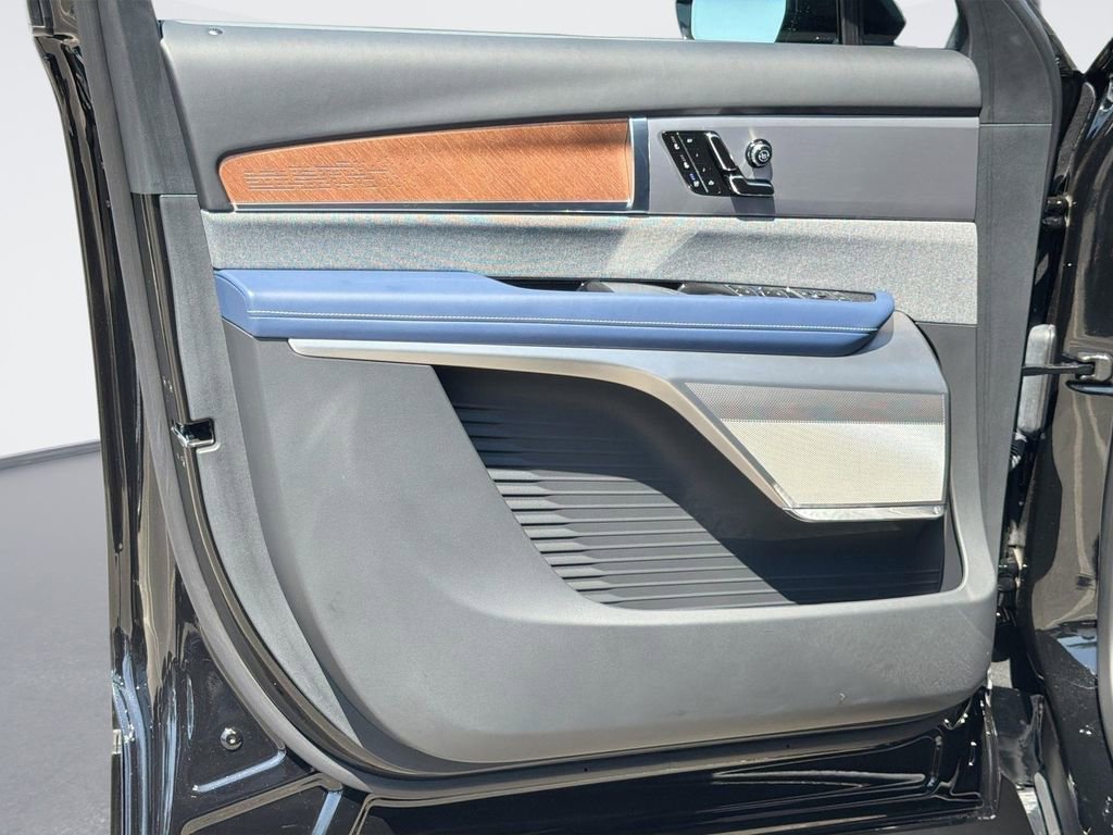 2026 Cadillac VISTIQ Premium Luxury - Photo 19